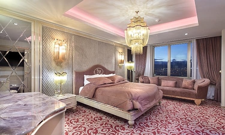 King Suite